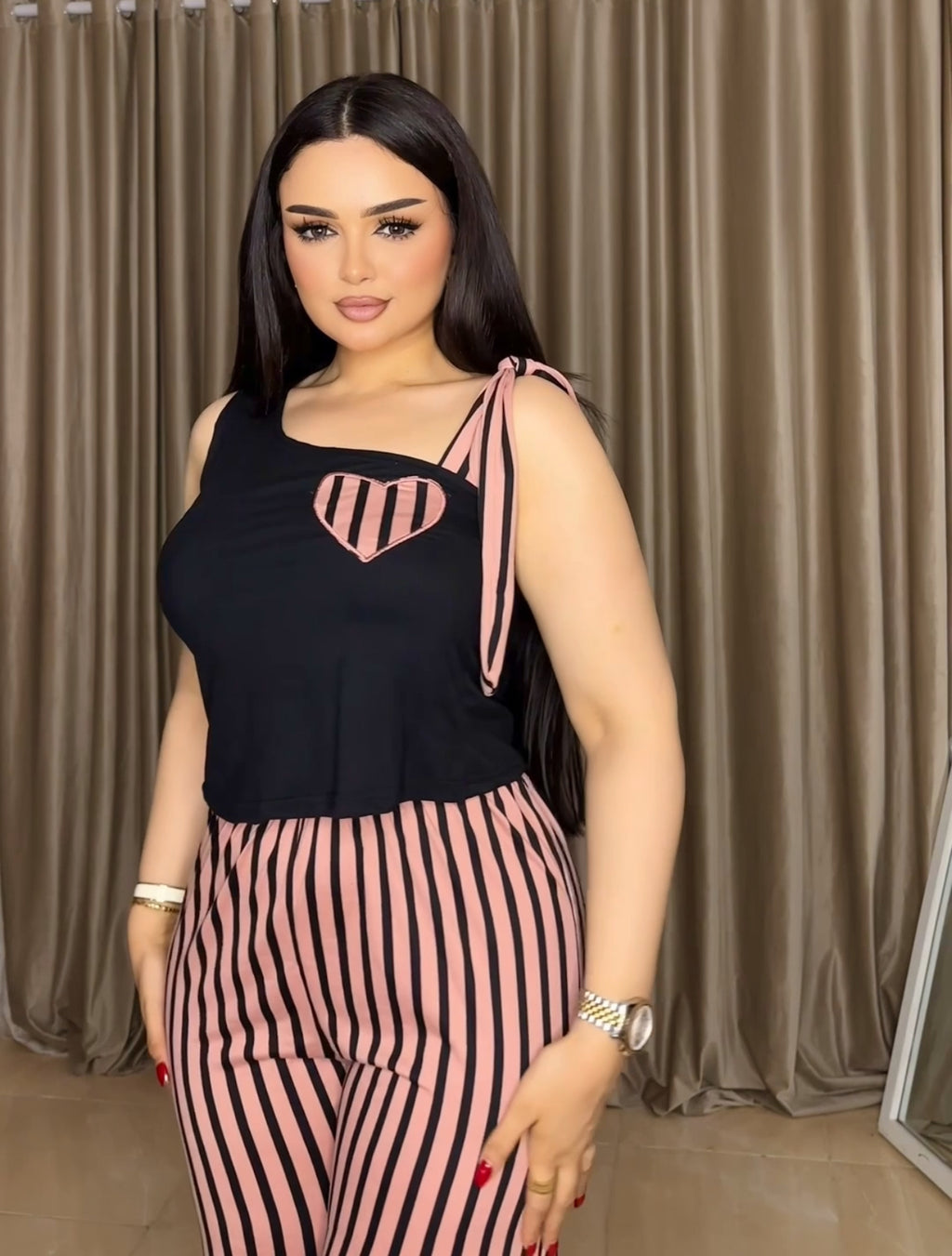 بجامه قلب مخطط