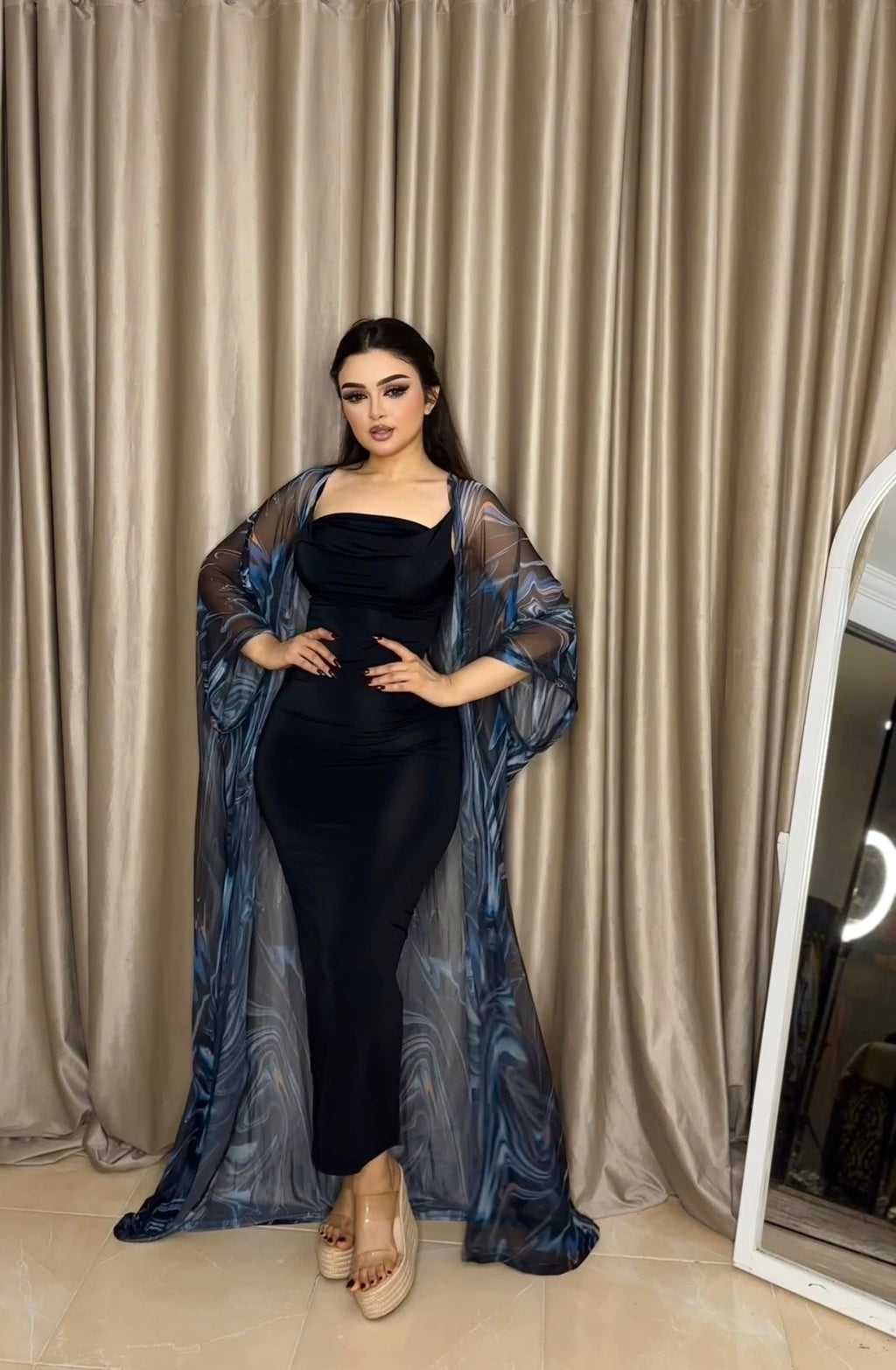 Black cash with sea wave robe
