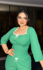 بيجامة خضرا دانتيل
