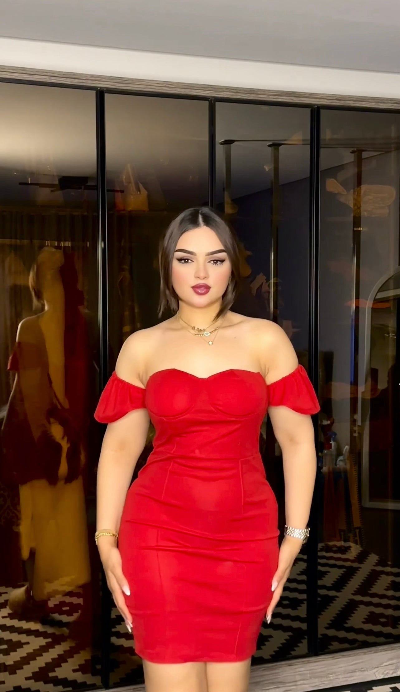Short padded strapless dress