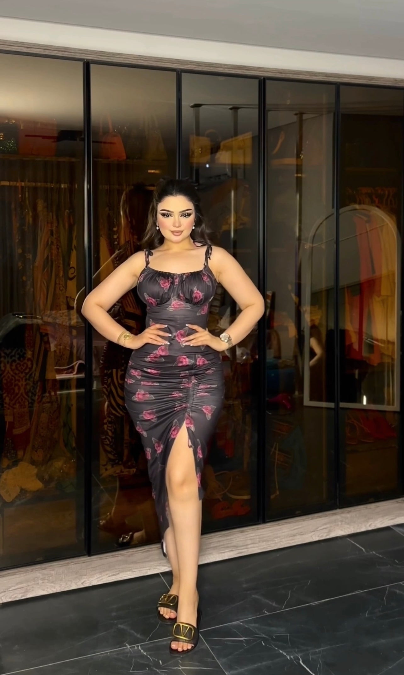 Cash Rose (Black)