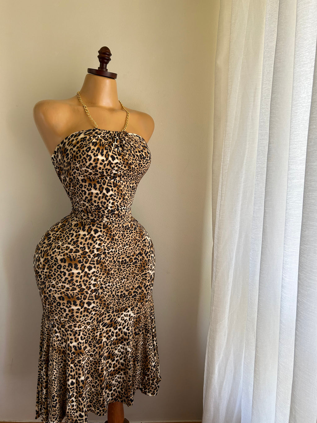 Tiger dress chain
