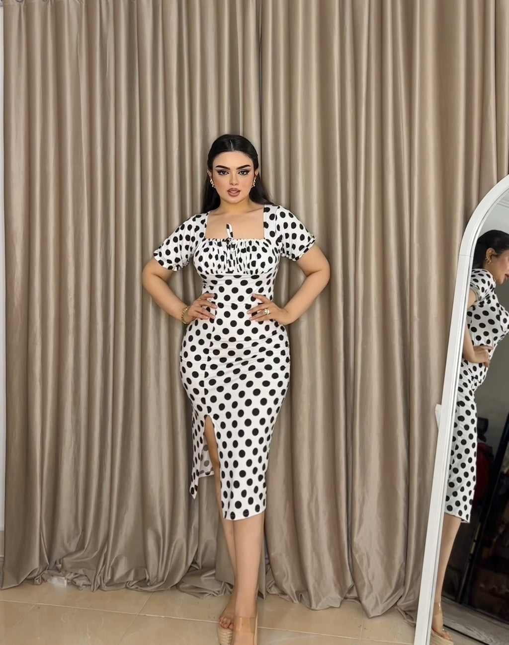 Polka dot cash