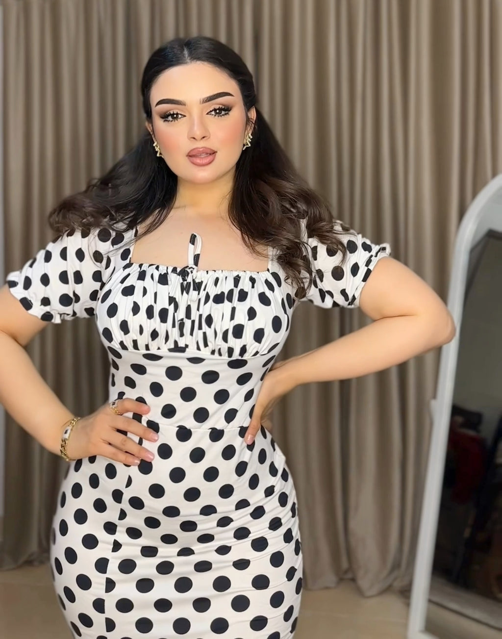 Polka dot cash