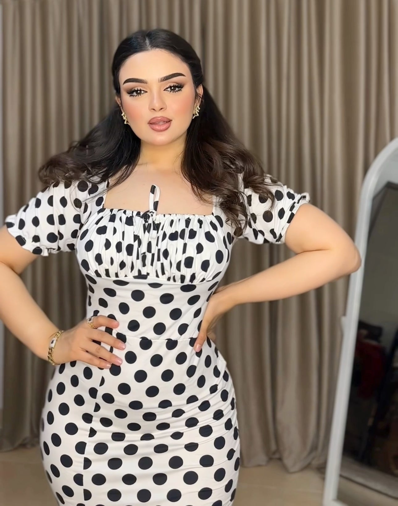 Polka dot cash